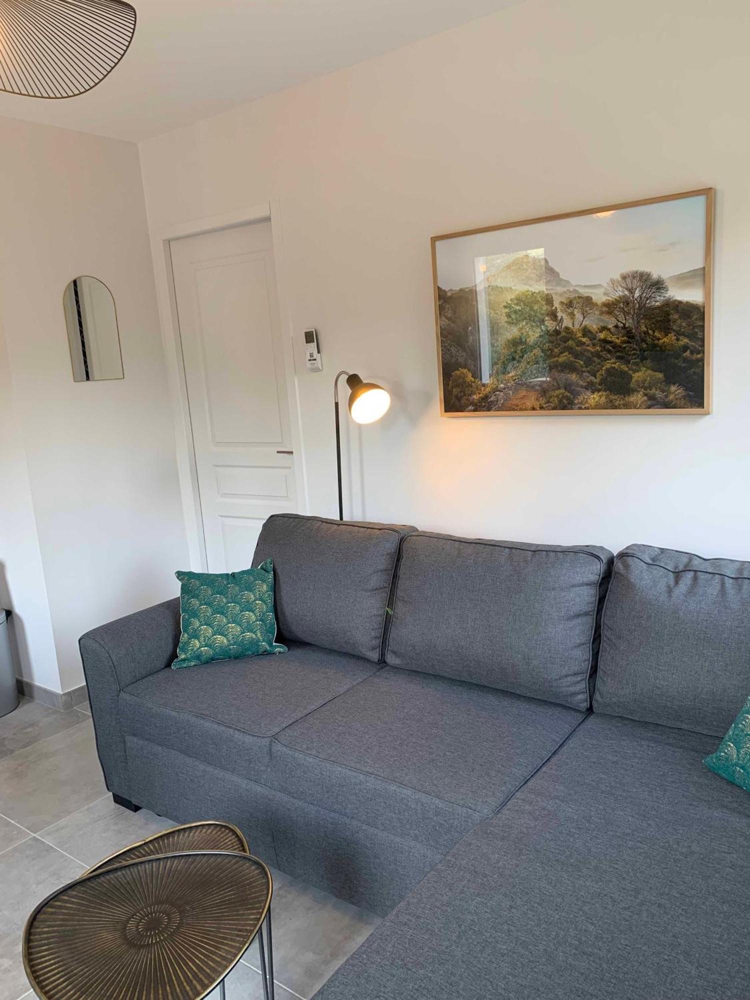 Villa Le Cabanon De Livia Avec Piscine Privee à Cucuron Extérieur photo