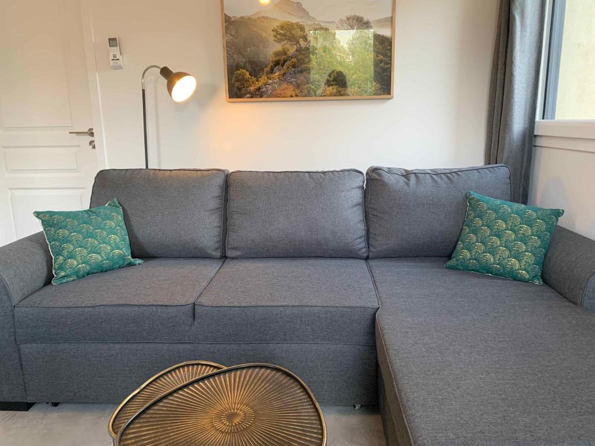 Villa Le Cabanon De Livia Avec Piscine Privee à Cucuron Extérieur photo