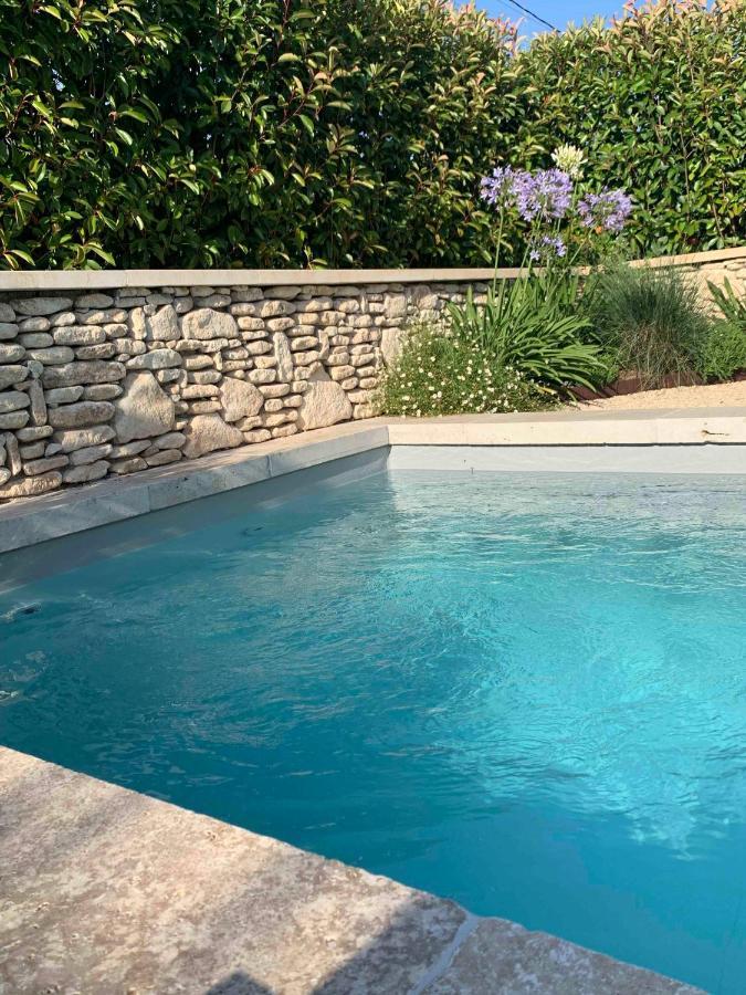 Villa Le Cabanon De Livia Avec Piscine Privee à Cucuron Extérieur photo