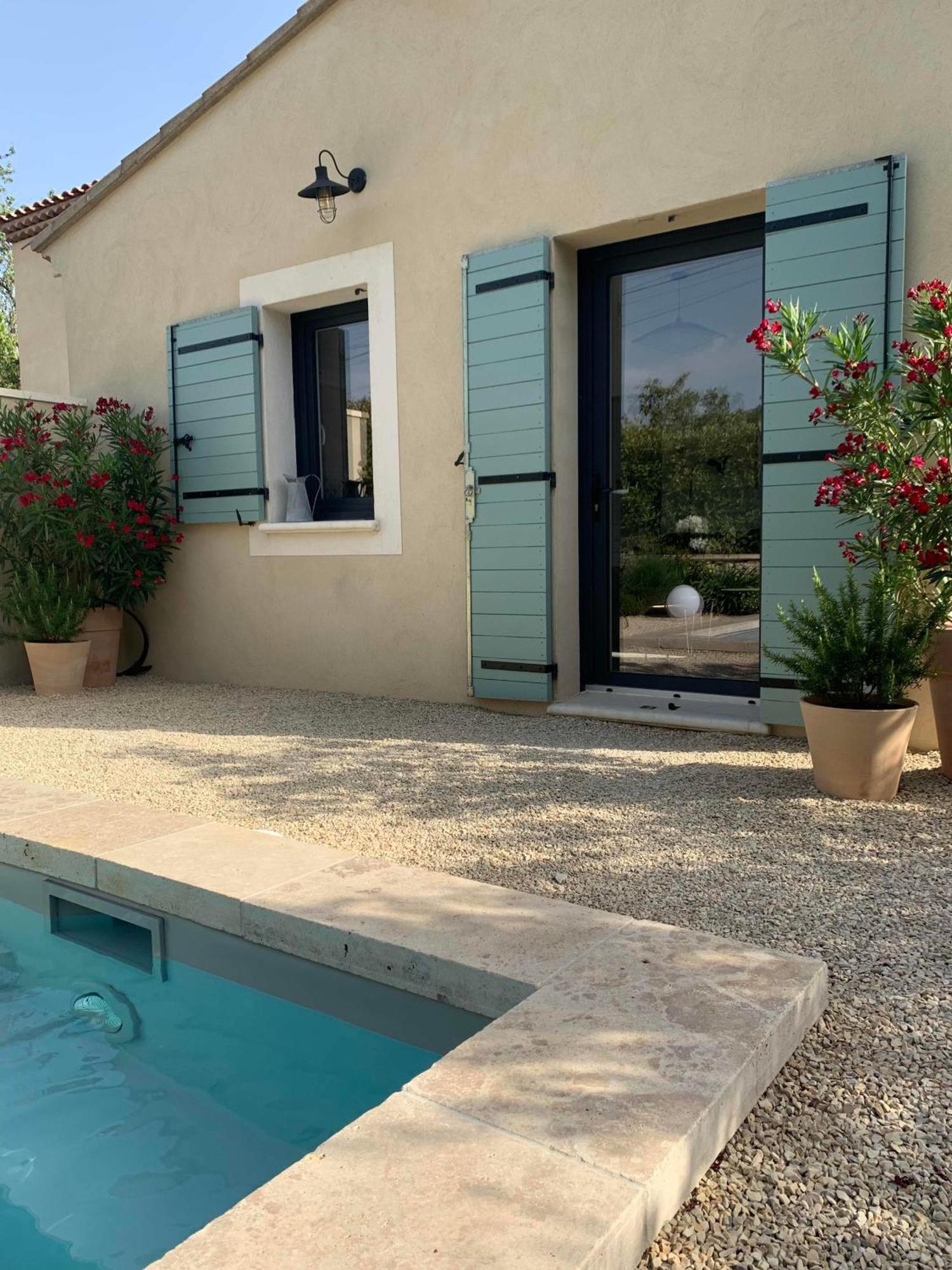 Villa Le Cabanon De Livia Avec Piscine Privee à Cucuron Extérieur photo