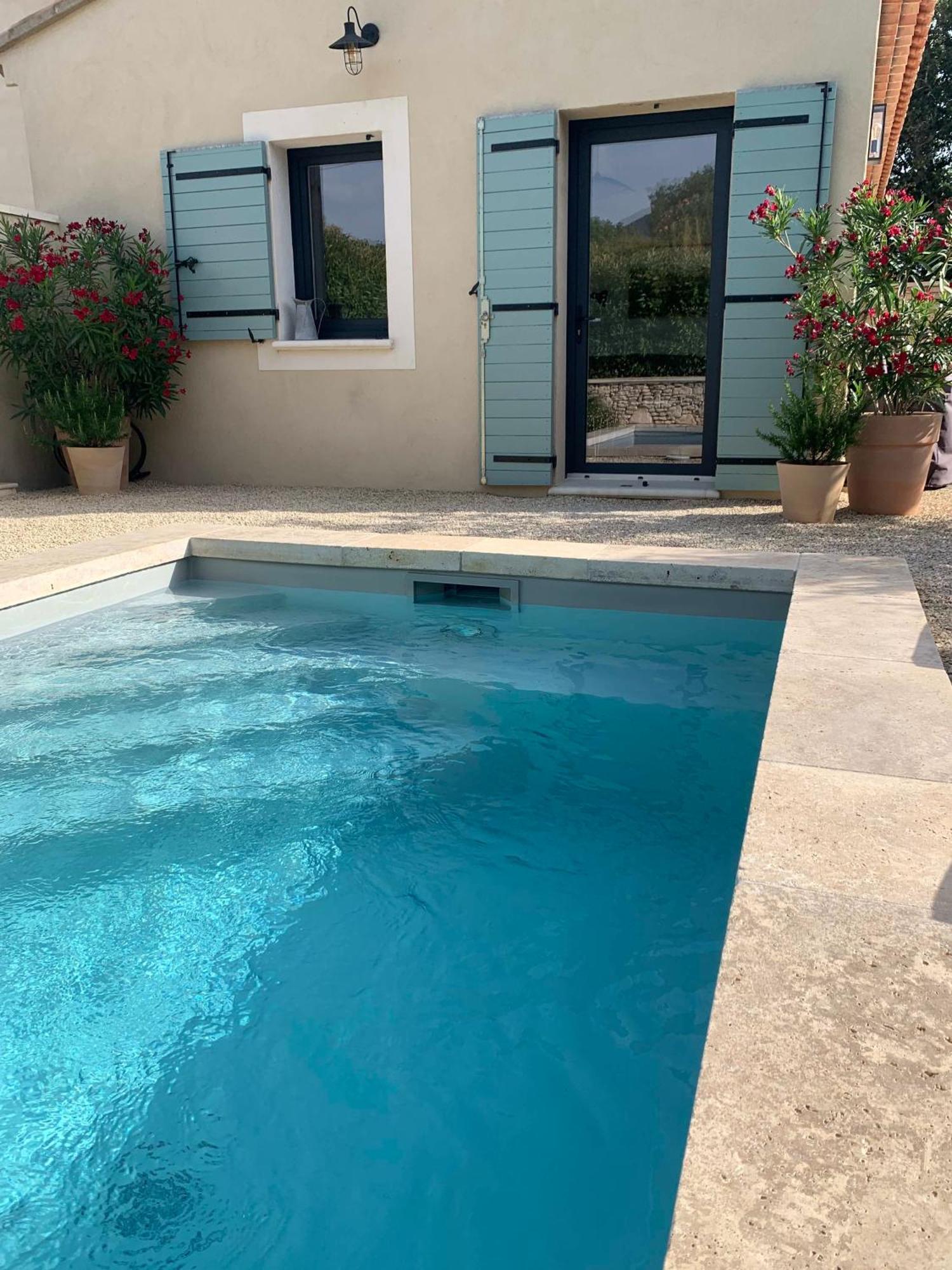 Villa Le Cabanon De Livia Avec Piscine Privee à Cucuron Extérieur photo