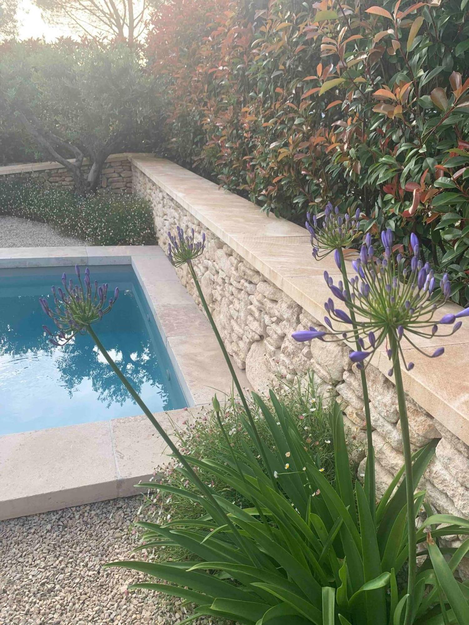 Villa Le Cabanon De Livia Avec Piscine Privee à Cucuron Extérieur photo